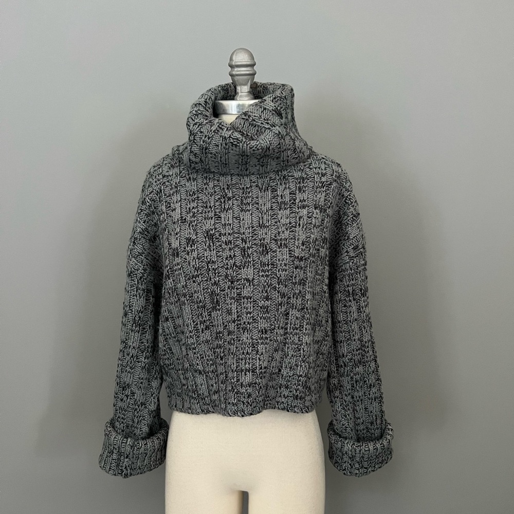 Urban Outfitters knit chunky turtleneck